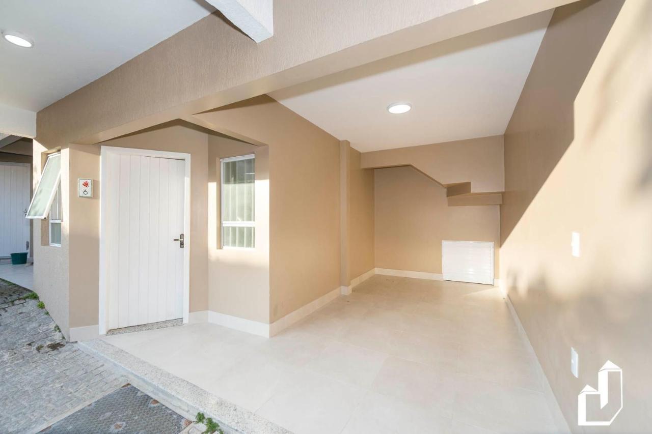 Apartamento Duplex Em 4 Ilhas Бомбиняс Екстериор снимка