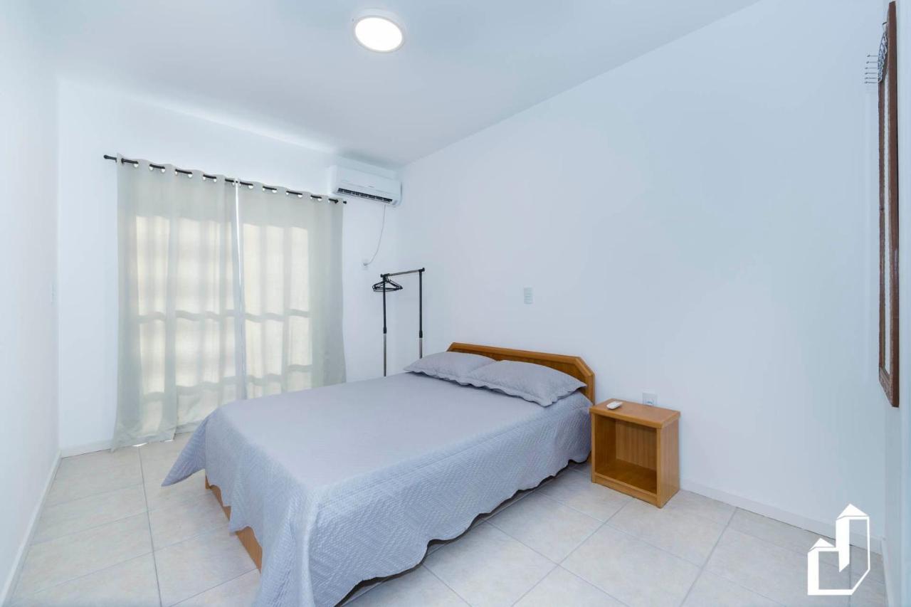 Apartamento Duplex Em 4 Ilhas Бомбиняс Екстериор снимка